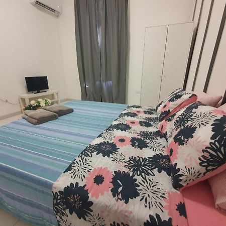 Chafbius Downtown Deluxe Villa Cagliari Buitenkant foto